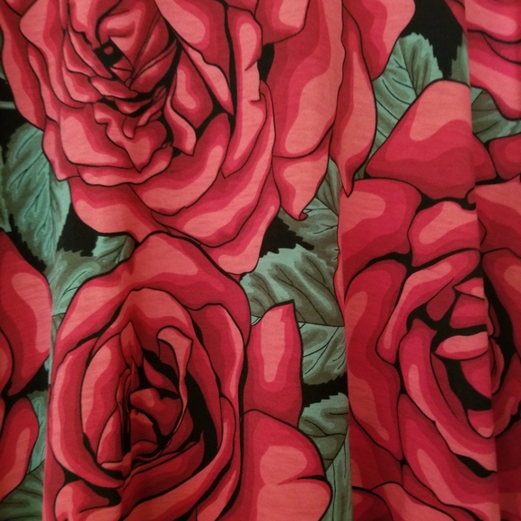 Top - Picture 2 of 4